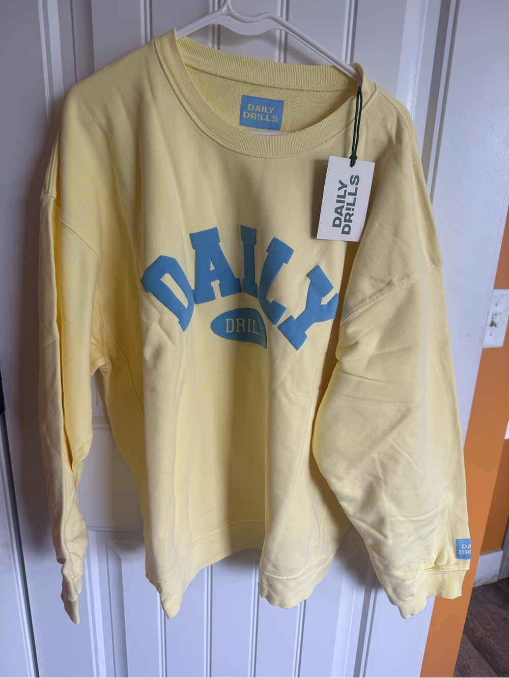 Daily Drills Lemonade/Malibu Crewneck XS/SM NWT